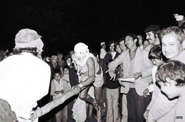 AÑO 1974 - BLANCO Y NEGRO - VIDA CAMPESINA EN PARAGUAY (JOSÉ MARÍA BLANCH)